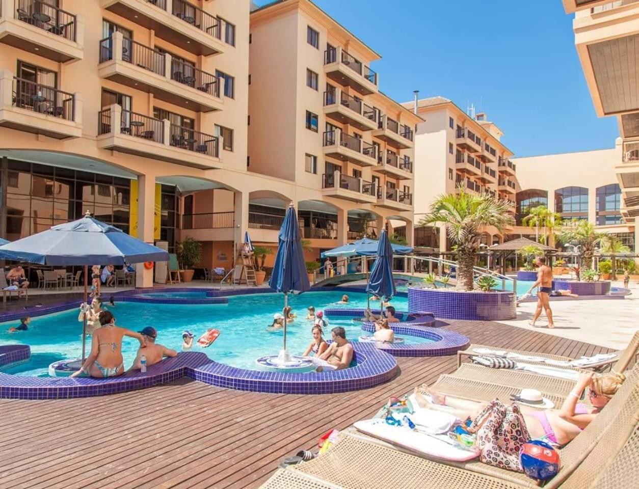 Apto Pes Na Areia Em Hotel Jurere Beach Jurere Internacional Florianópolis Dış mekan fotoğraf
