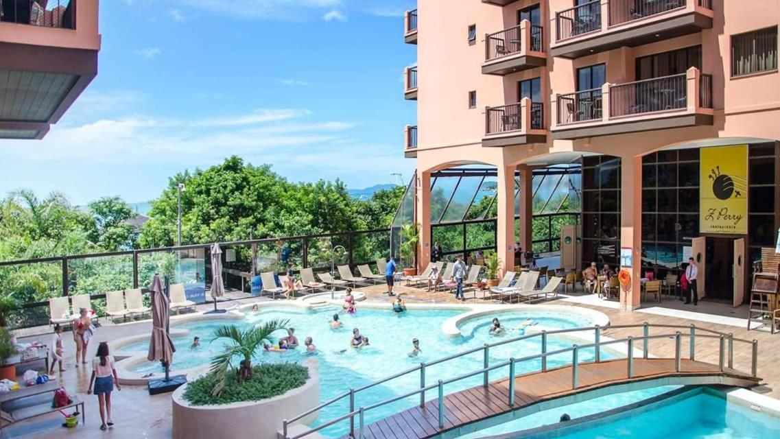 Apto Pes Na Areia Em Hotel Jurere Beach Jurere Internacional Florianópolis Dış mekan fotoğraf
